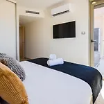 Yalarent Eucalyptus 2Br & Balcony Apt